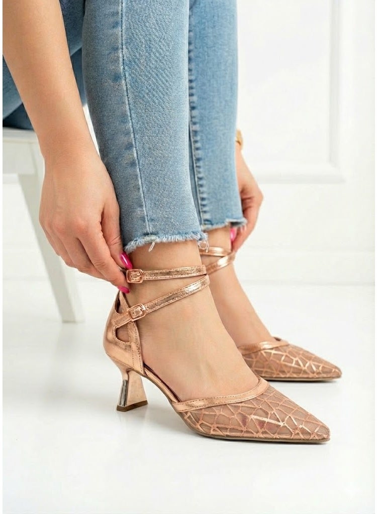 لايف ستيلاش  أحذية بكعب متوسط من القماش والجلد مع إبزيم F-601 - روز جولد - Image 1